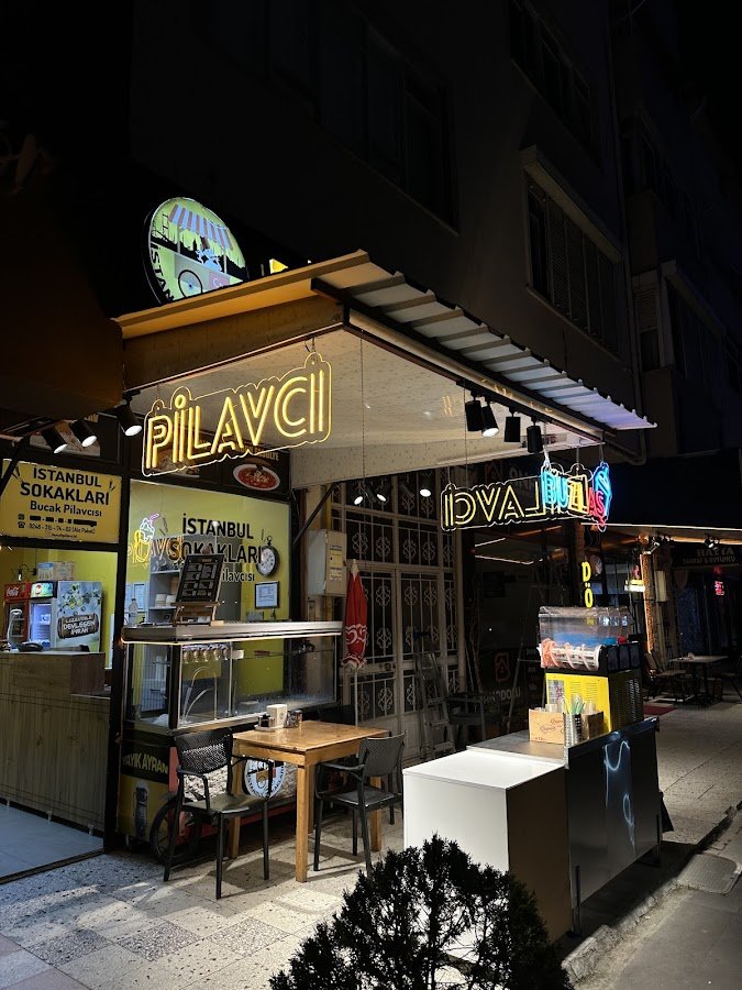 İstanbul Sokakları | Bucak Pilavcısı