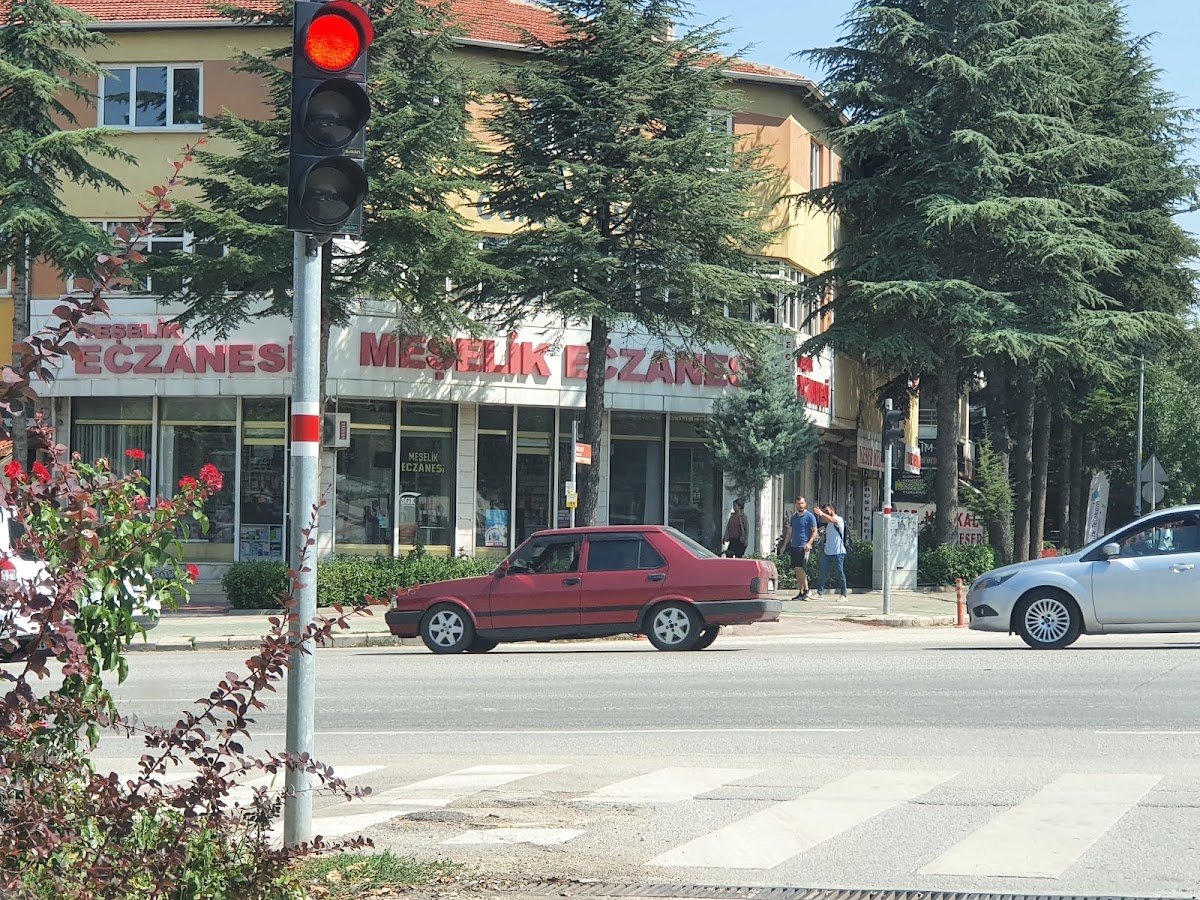Meşelik Eczanesi