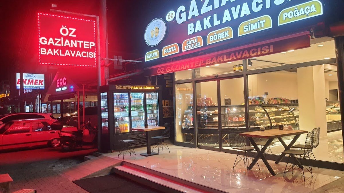 Öz Gaziantep Baklava & Pasta Çoban Şube