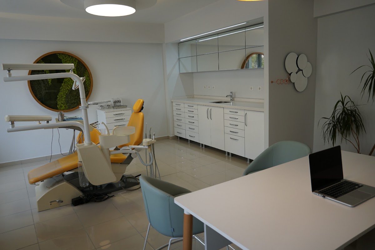 Ortodontist Dr. Esen Aydoğdu