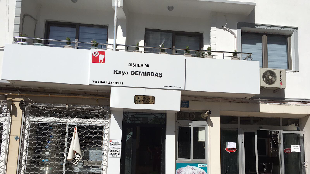Diş Hekimi Kaya Demirdaş