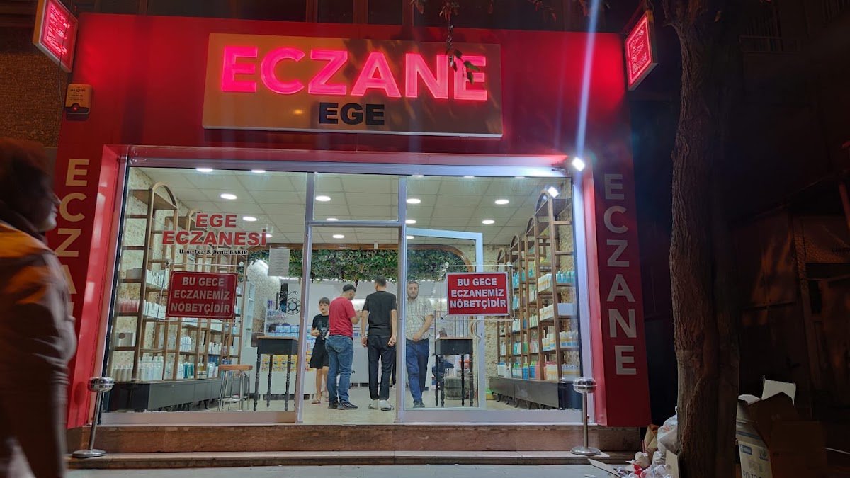 Ege Eczanesi