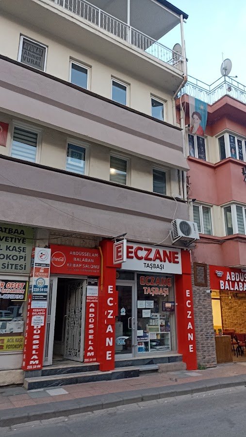 Taşbaşı Eczanesi