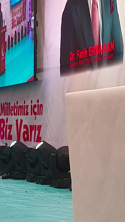 Cemal Gürsel Spor Salonu