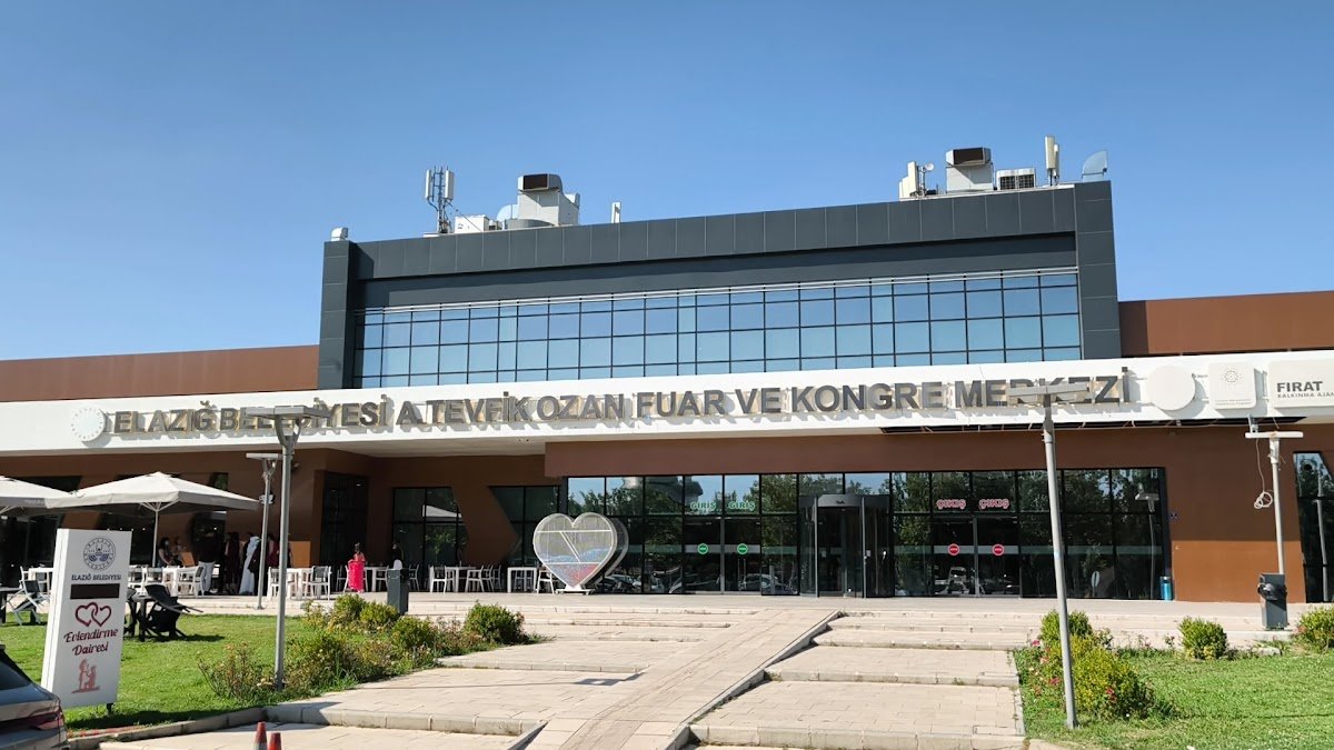Ahmet Tevfik Ozan Fuar ve Kongre Merkezi