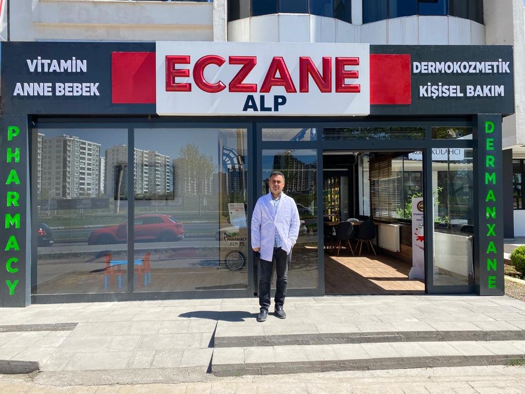 Alp Eczanesi