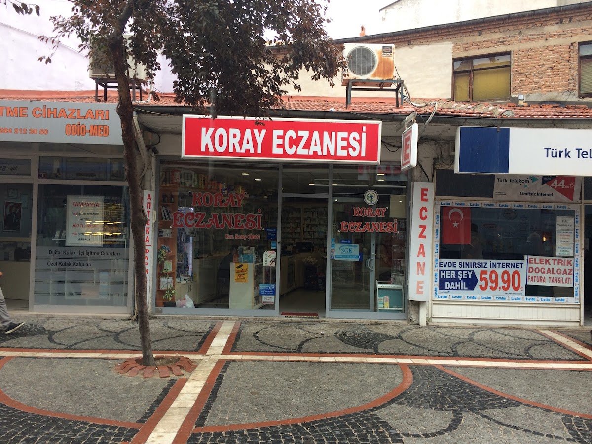 Koray Eczanesi