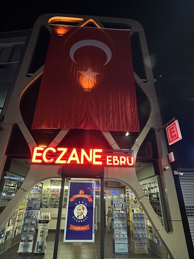 Ebru Eczanesi