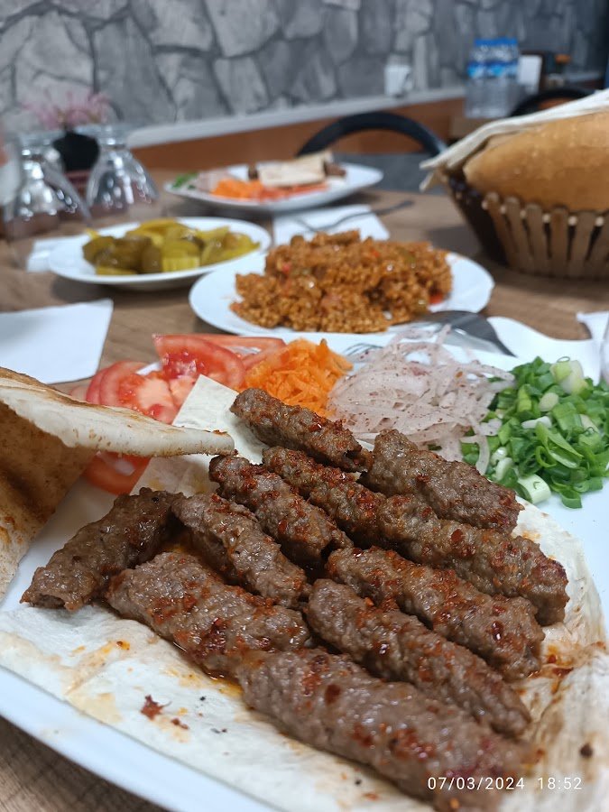 Mangal Kebap Canip Usta
