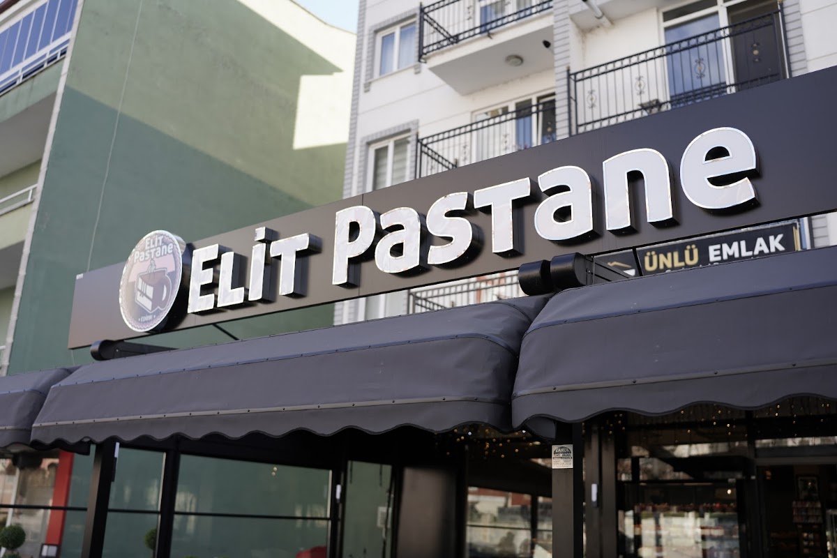 Elit Pastanesi