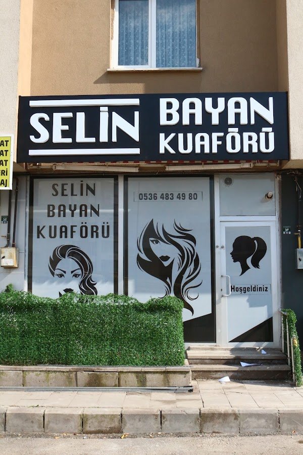 Selin Bayan Kuaförü