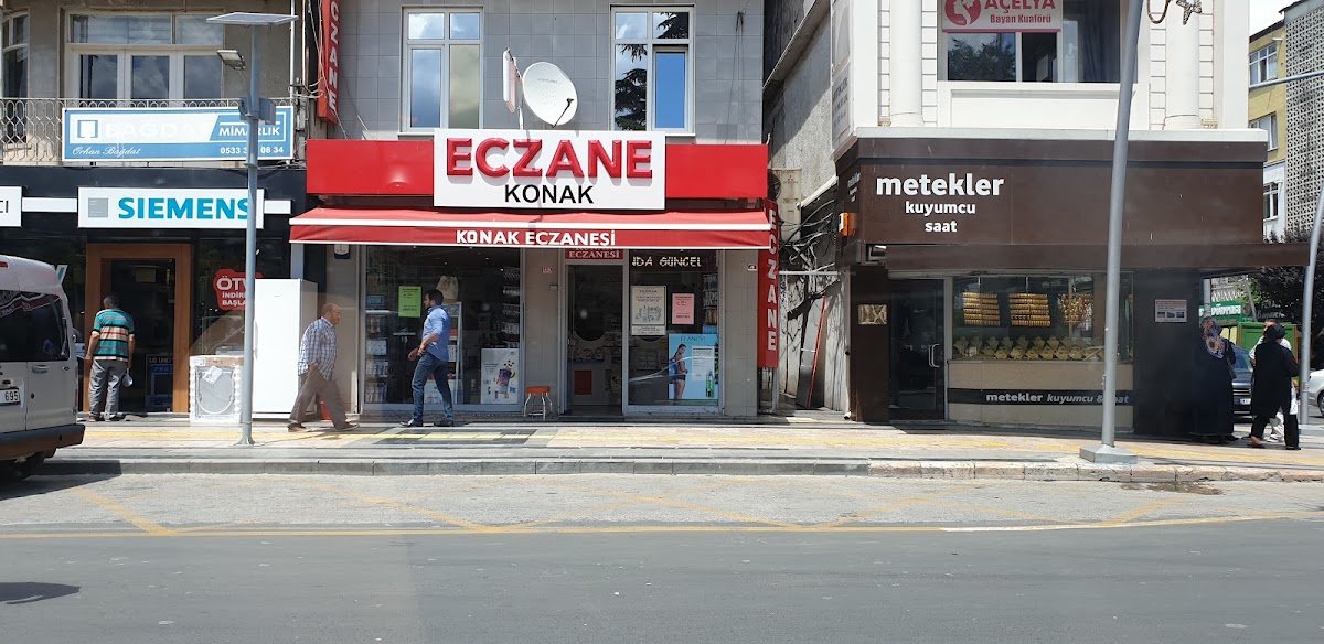 Konak Eczanesi