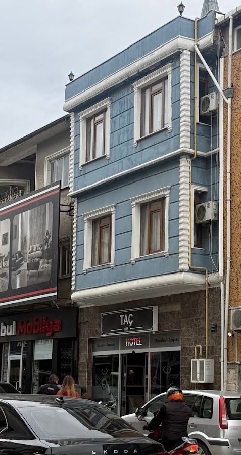 Taç Palace