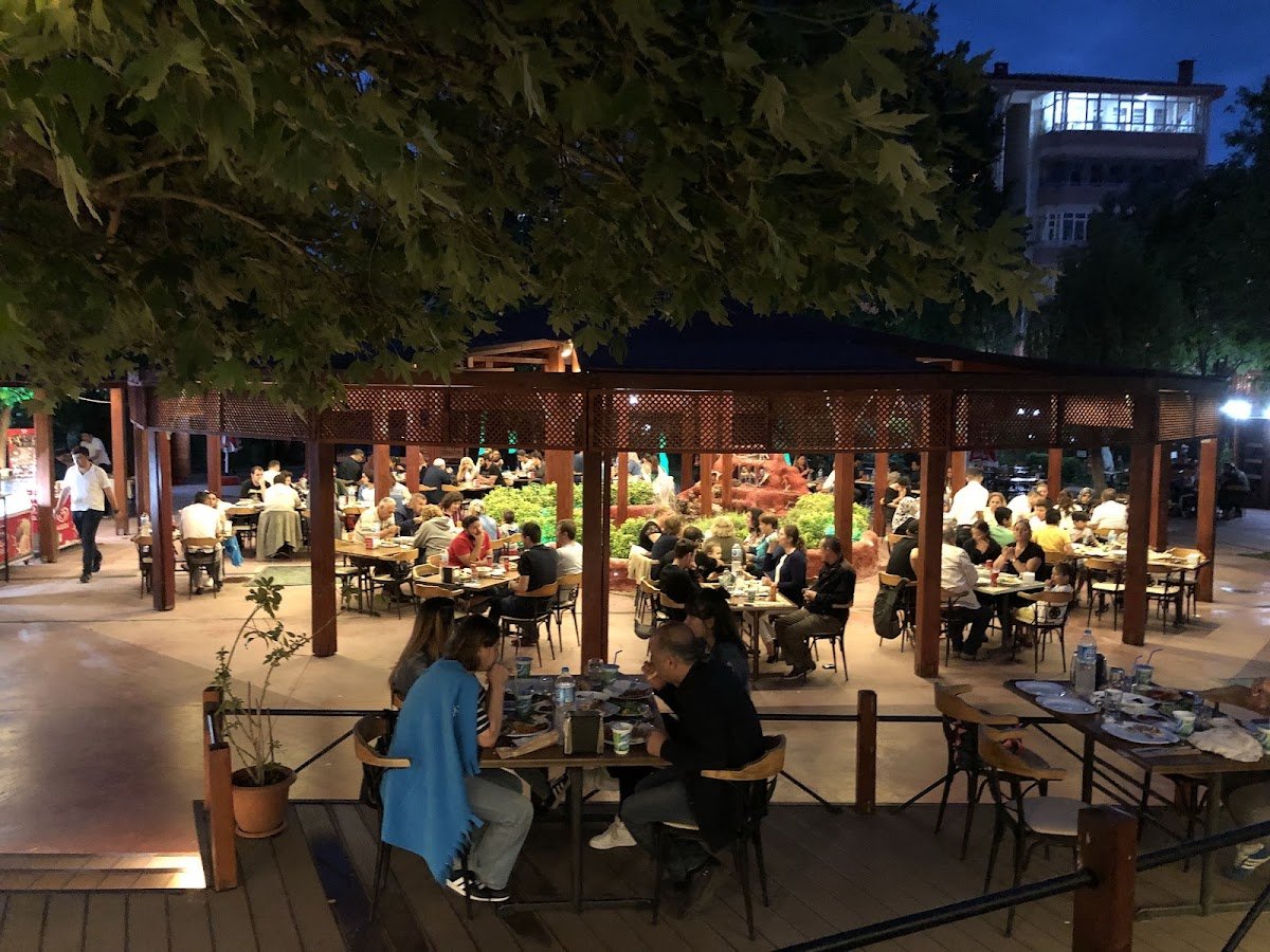 Araz Cafe & Restoran & Kebap