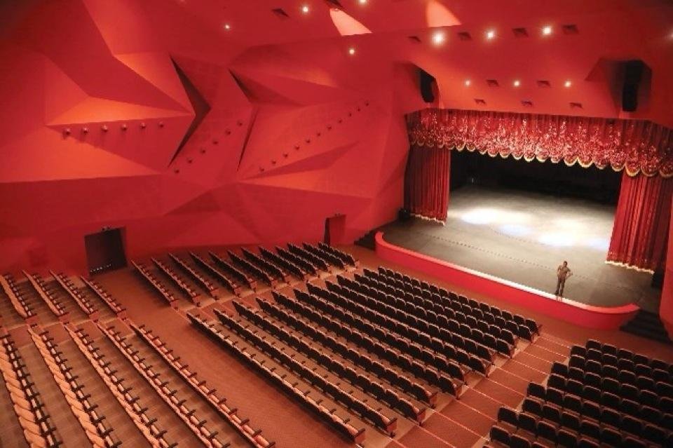 Eskişehir Büyükşehir Belediyesi Atatürk Kültür Sanat ve Kongre Merkezi