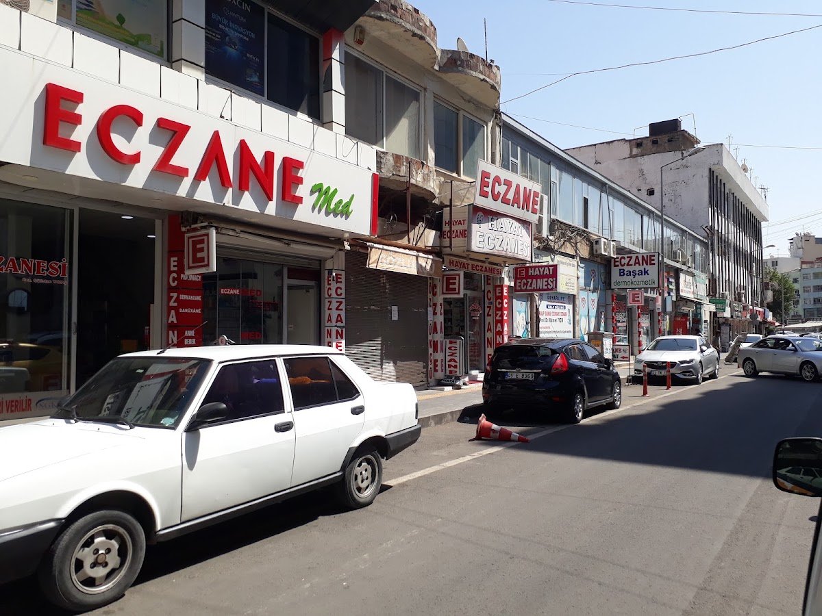 Med Eczanesi