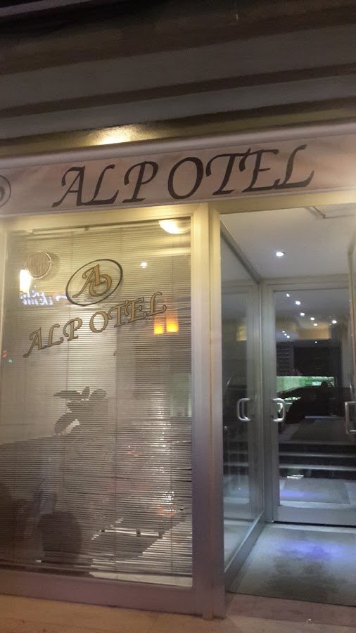 Alp Otel