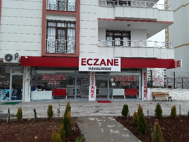 Havalimanı Eczanesi
