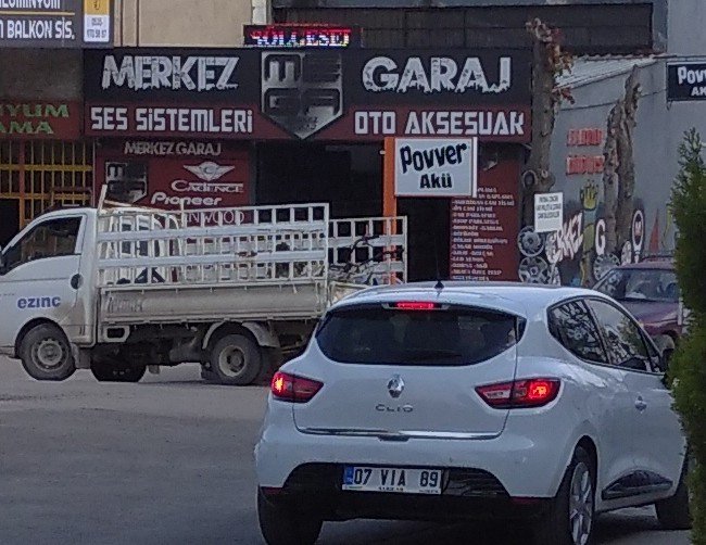 Merkez Garaj [Mega] Oto Aksesuar