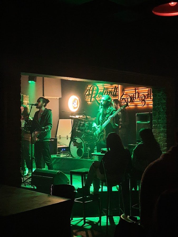 Rölanti Pub Bar