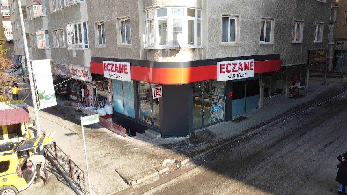 Kardelen Eczanesi