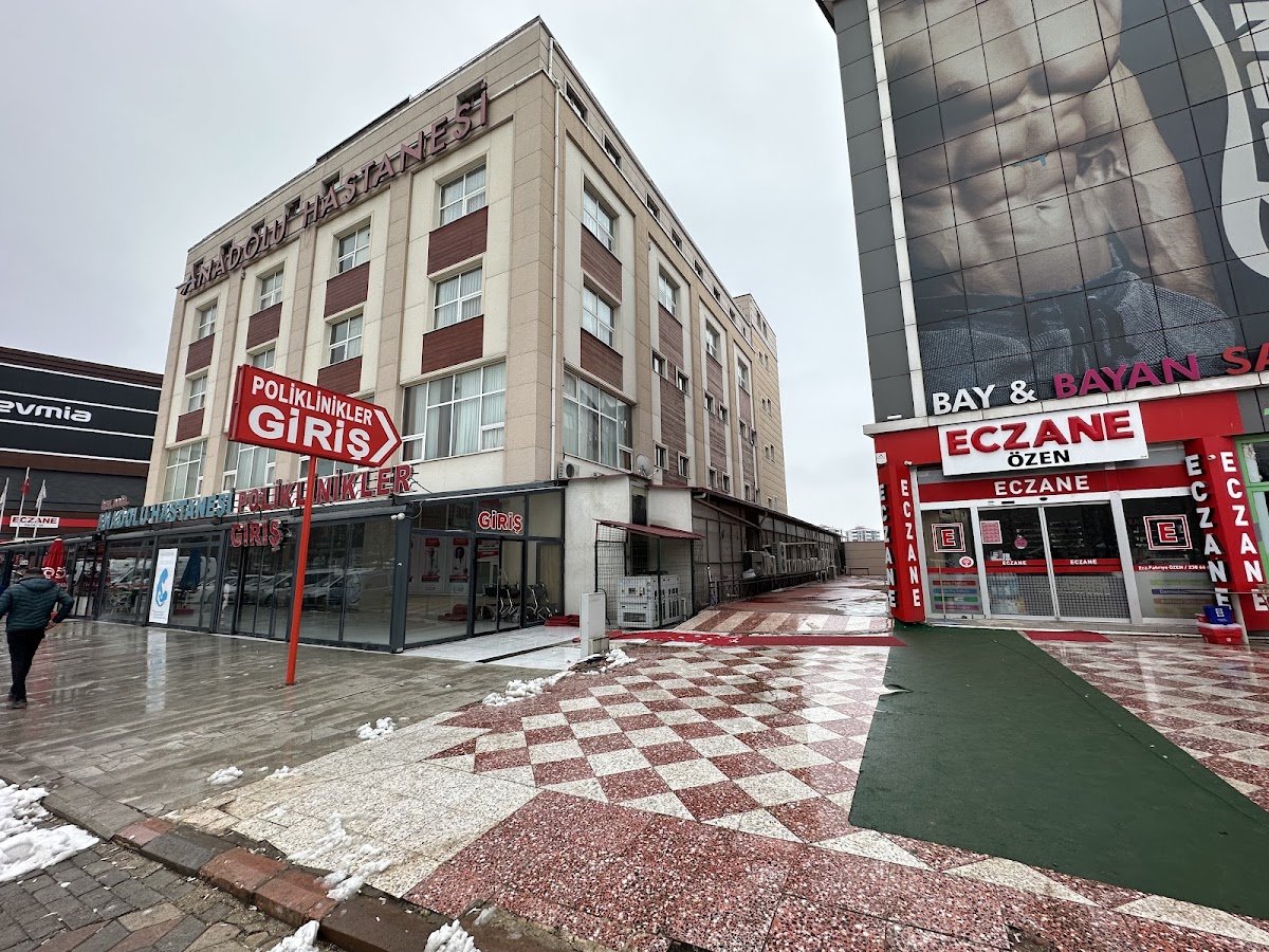 Özen Eczanesi