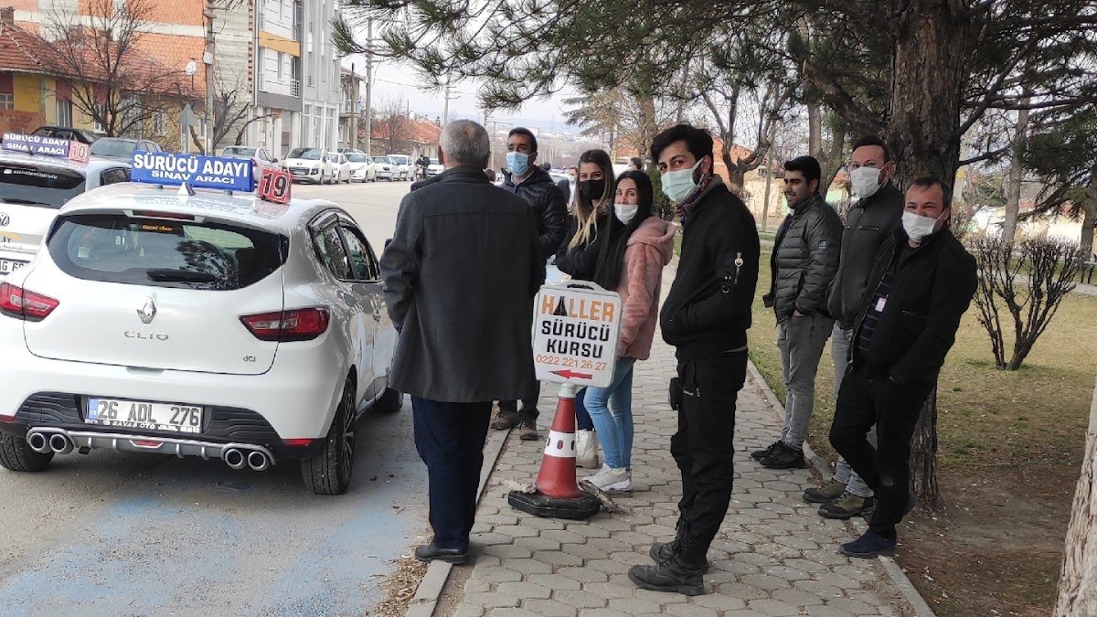 Tepebaşı Sürücü Kursları