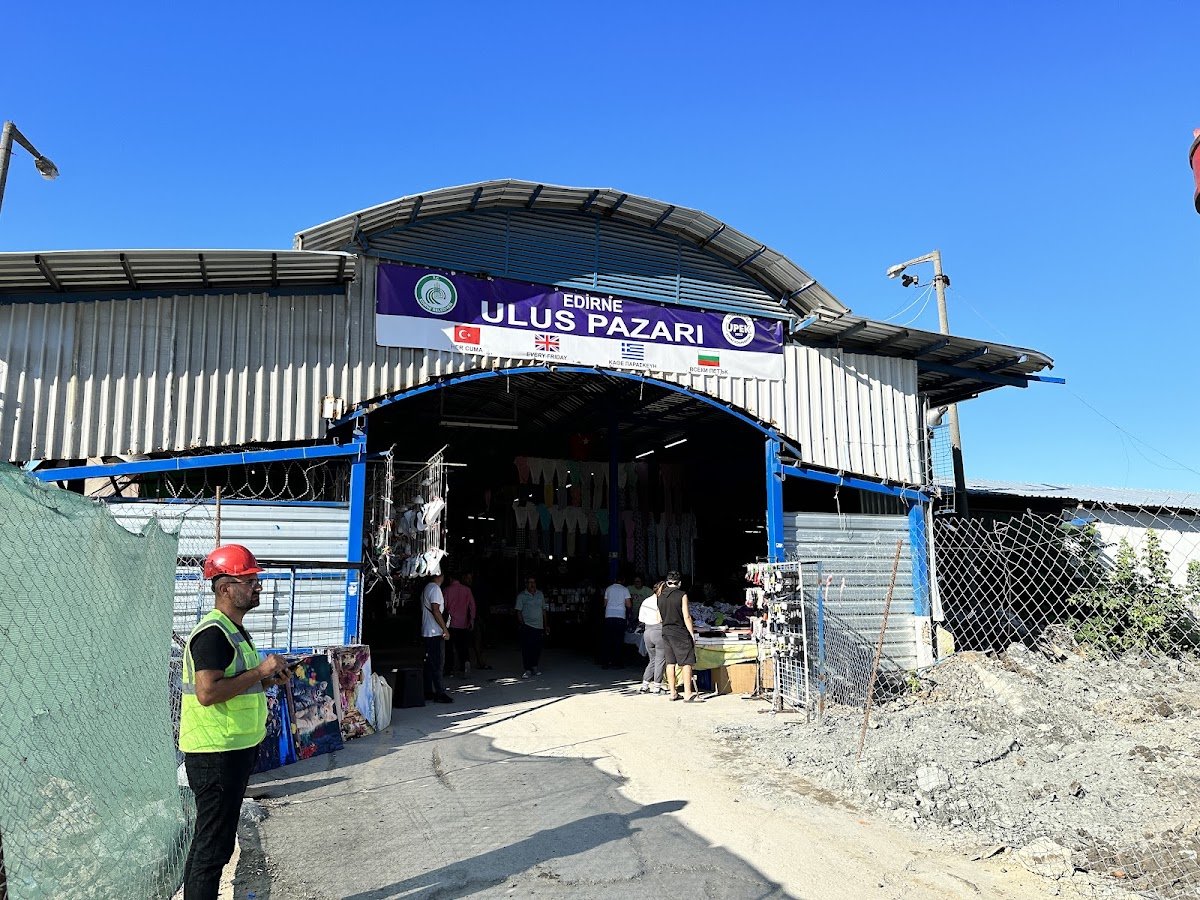 Balkan (Ulus) Pazar Yeri