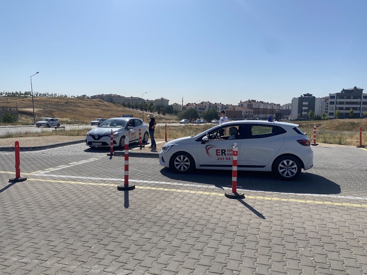Özel Er Sürücü Kursu