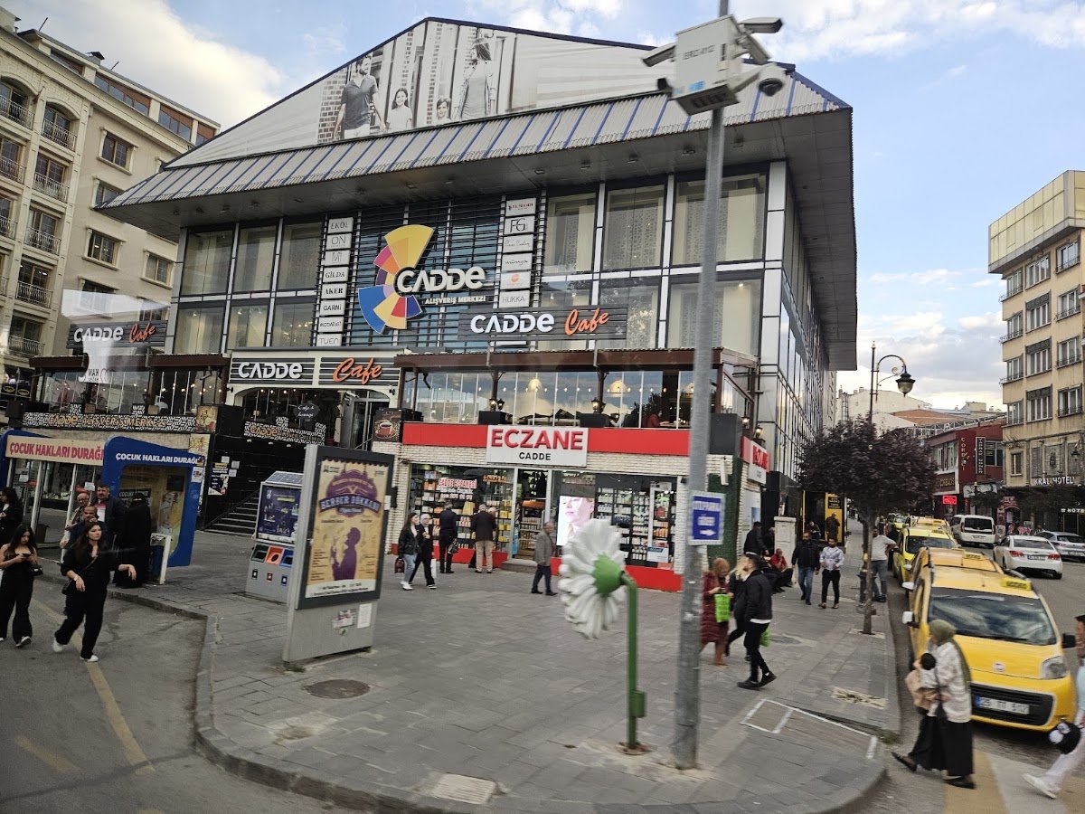 Cadde Eczanesi