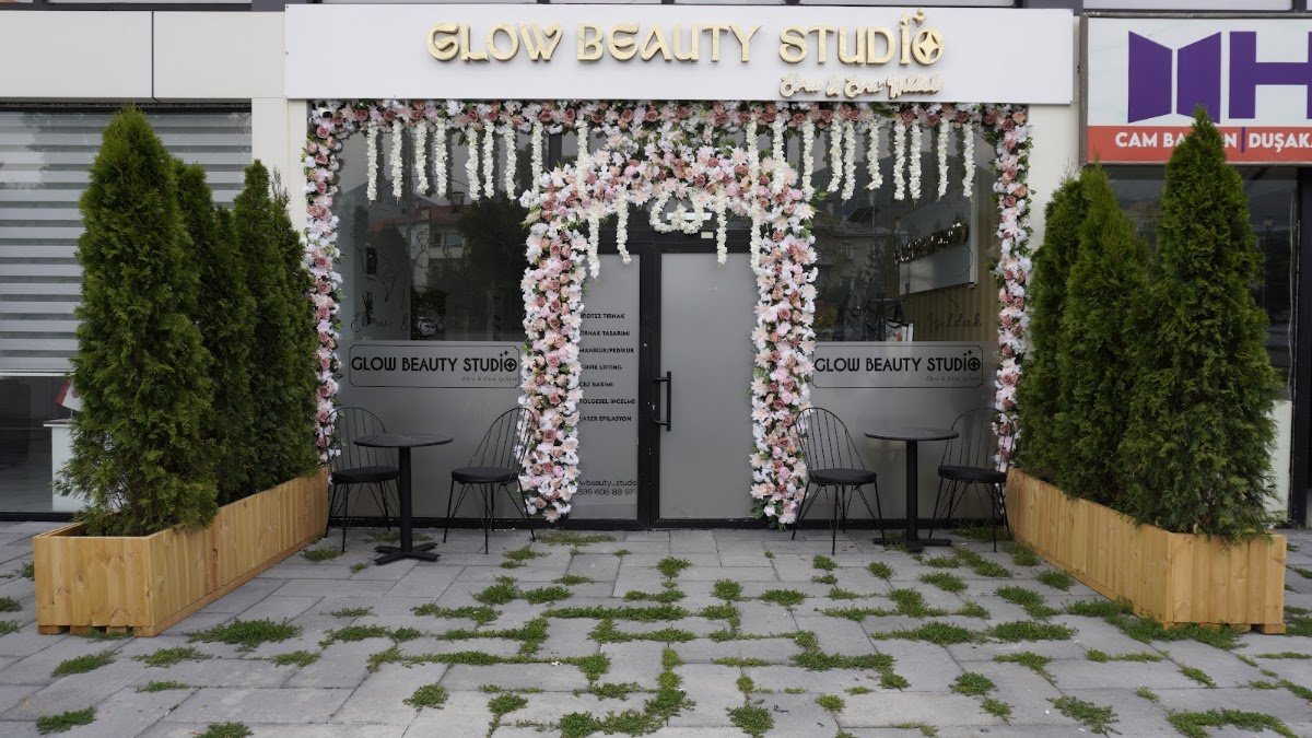 Glow Beauty Studio