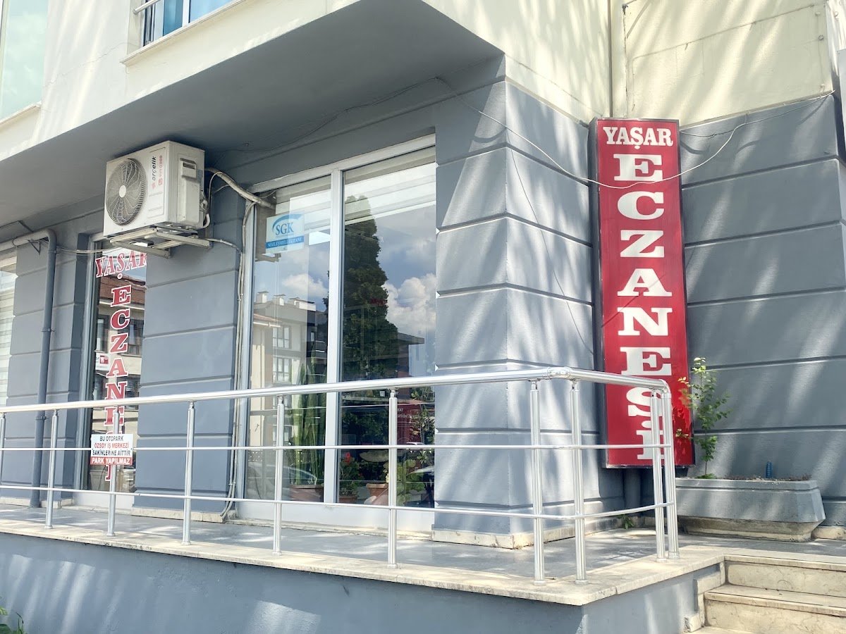 Yaşar Eczanesi