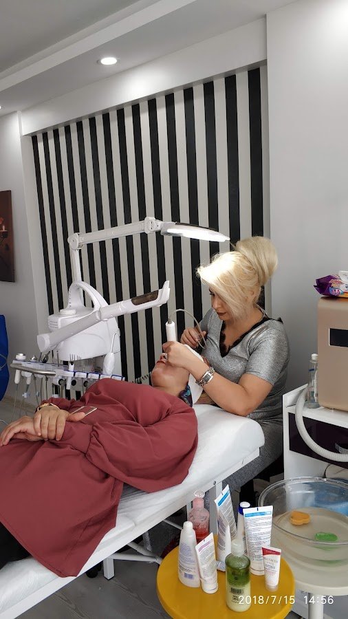 Gülnur Küçük Güzellik Salonu