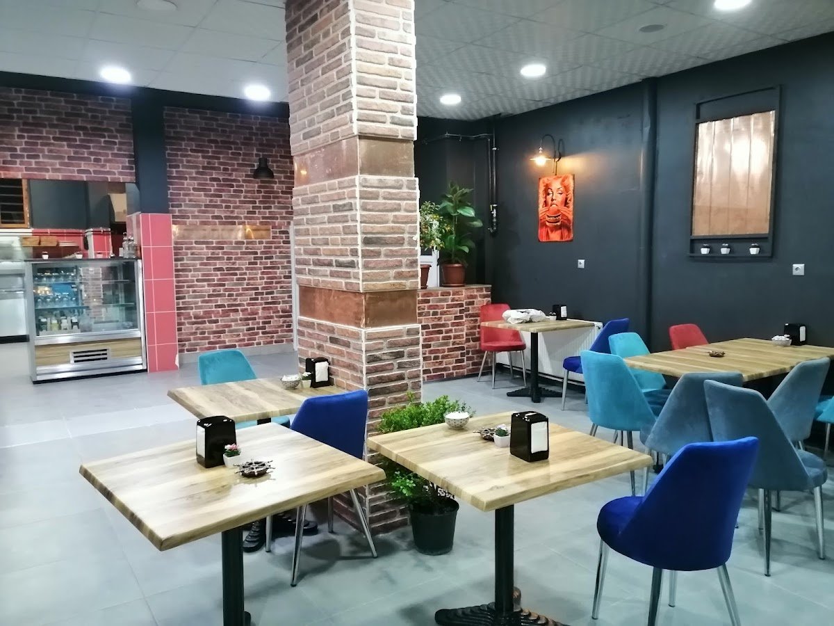 Bycan Burger House