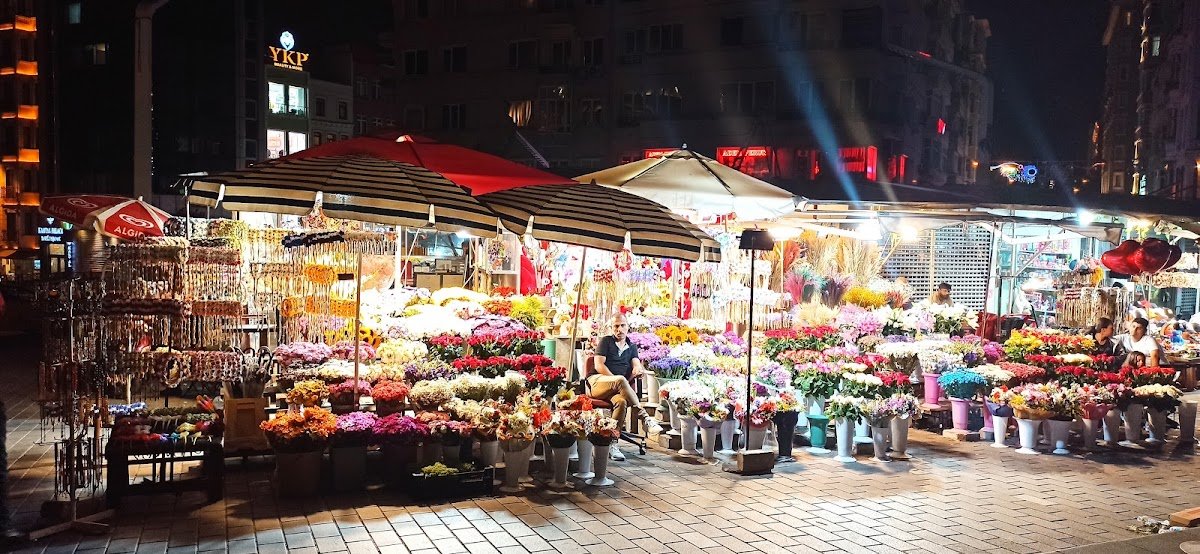 7 / 24 Beyoğlu Derya Çiçek Evi / Flowers Shop