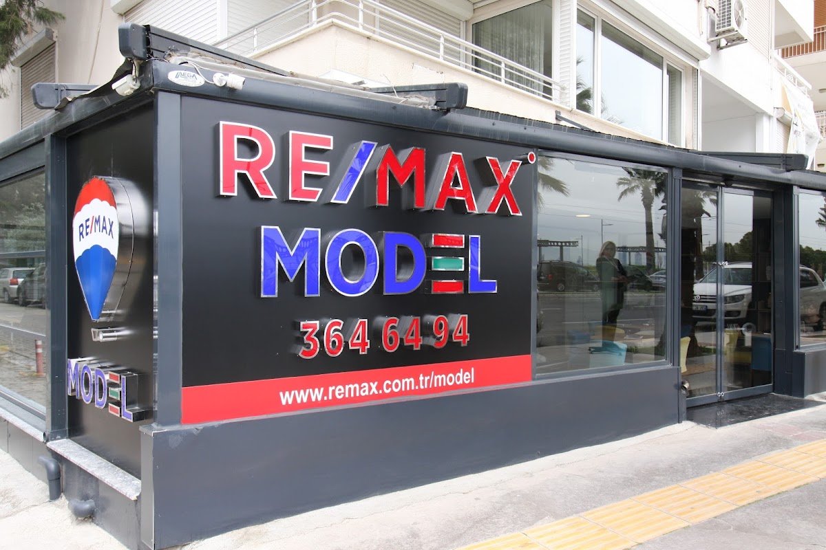Remax Model