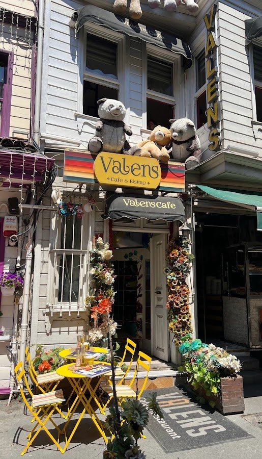 Valens Cafe Restaurant