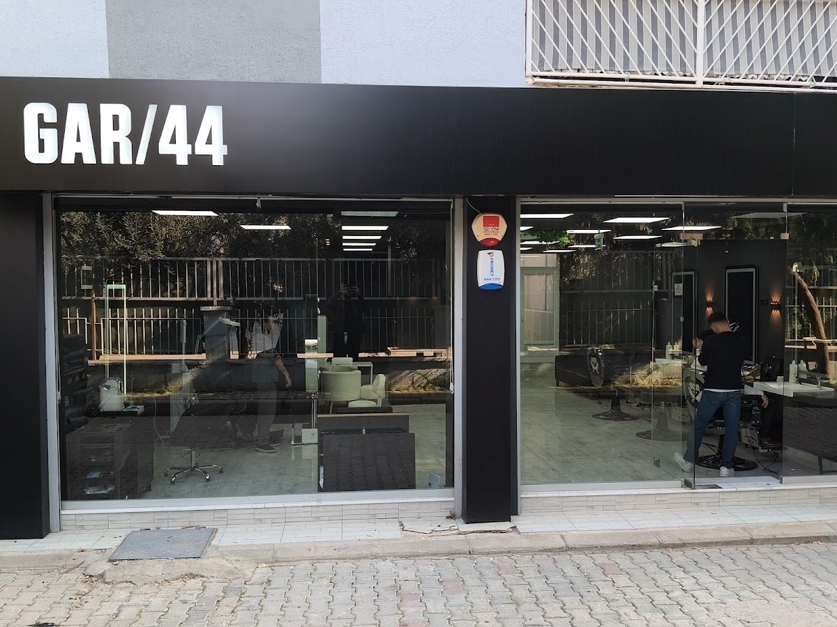 Gar / 44 - Bay Bayan Kuaförü