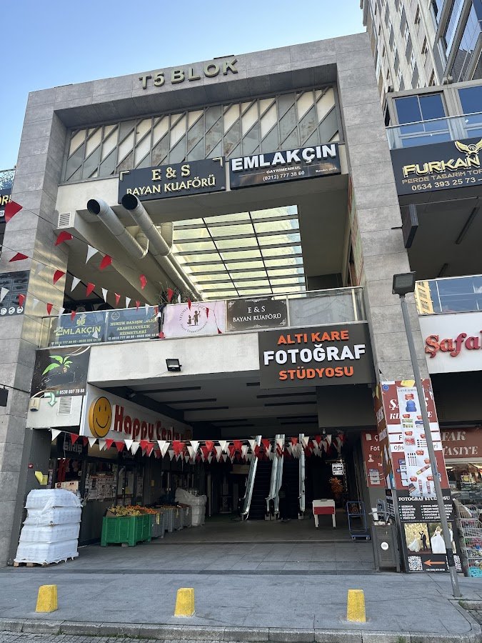 Altı Kare Fotoğraf Stüdyosu