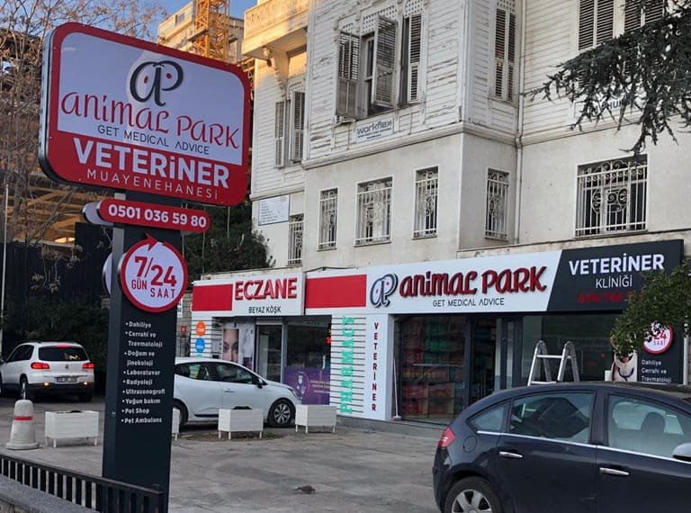 Animal Park Veteriner Kliniği 7 / 24 Acil Kadıköy / Göztepe / Feneryolu Nöbetçi Veteriner