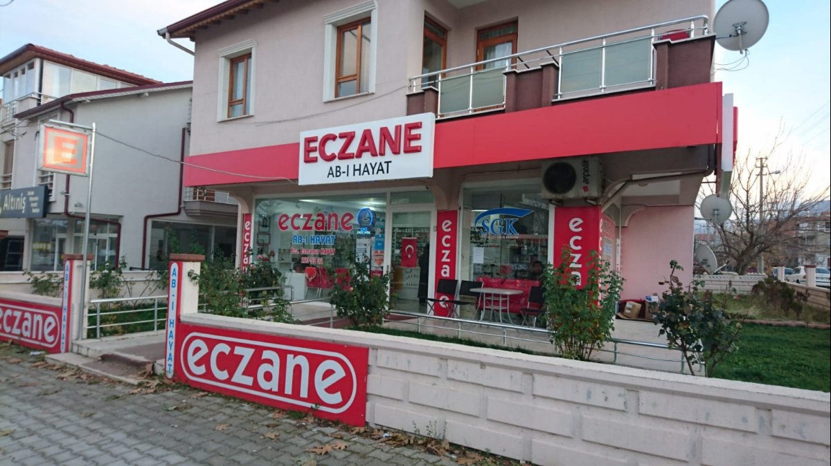 Ab-I Hayat Eczanesi
