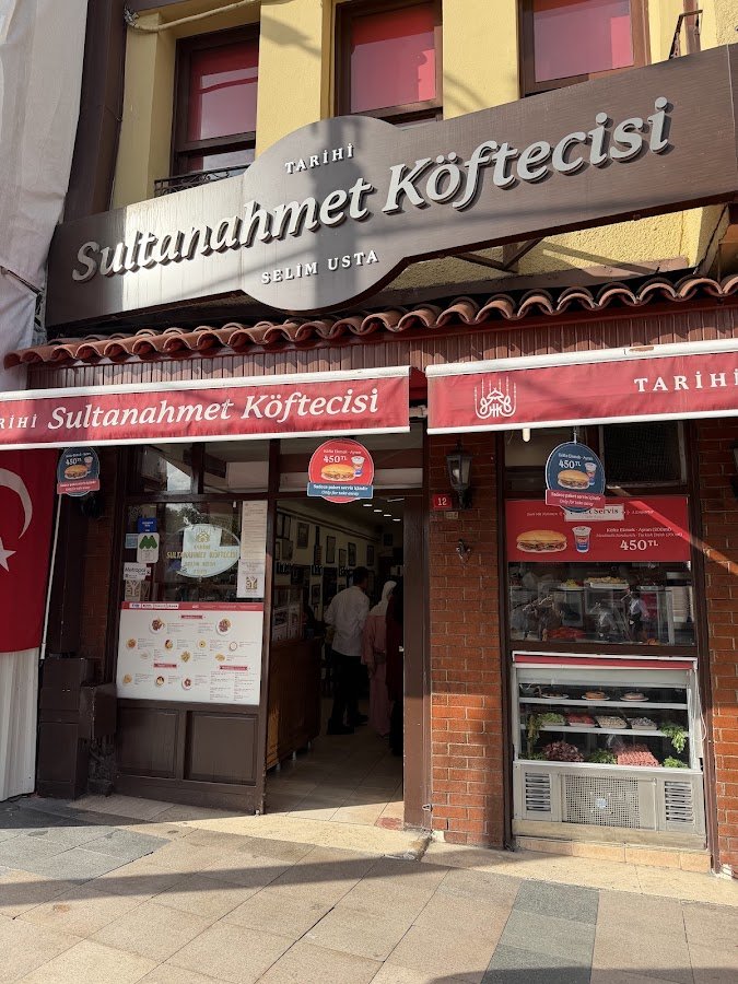 Tarihi Sultanahmet Köftecisi Selim Usta