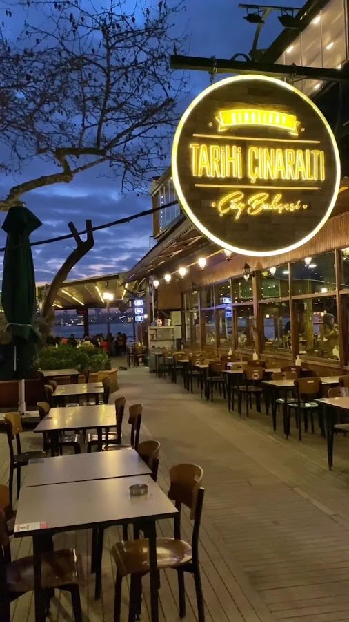 Çengelköy Tarihi Çınaraltı