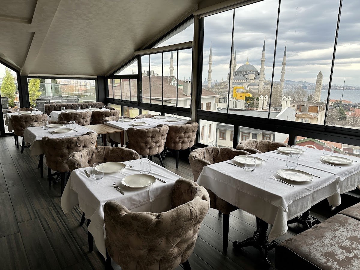 Apollon Rooftop Restaurant