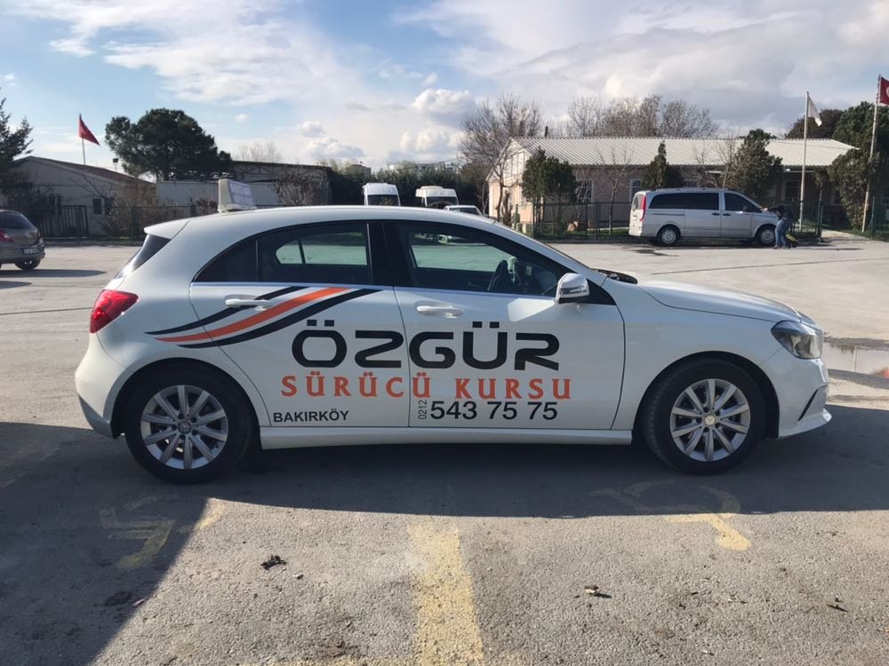 Özgür Sürücü Kursu Bakırköy