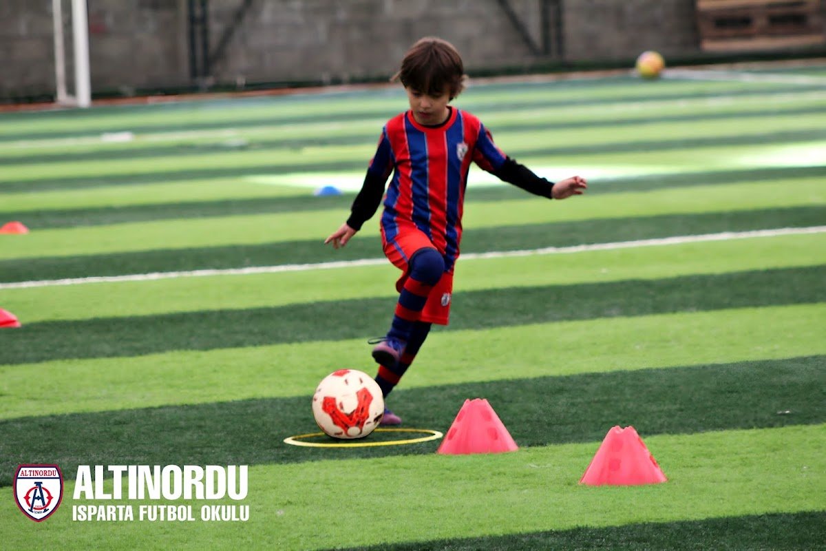 Altınordu Isparta Futbol Okulu