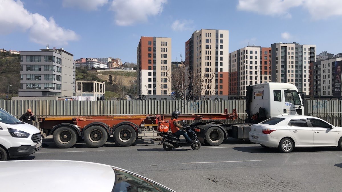Kağıthane Motorlu Taşıtlar Sürücü Kursları Direksiyon Sınav Alanı