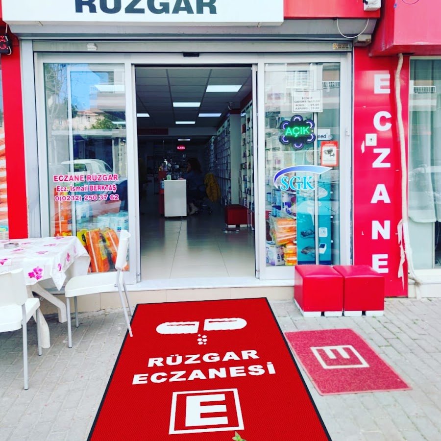 Rüzgar Eczanesi