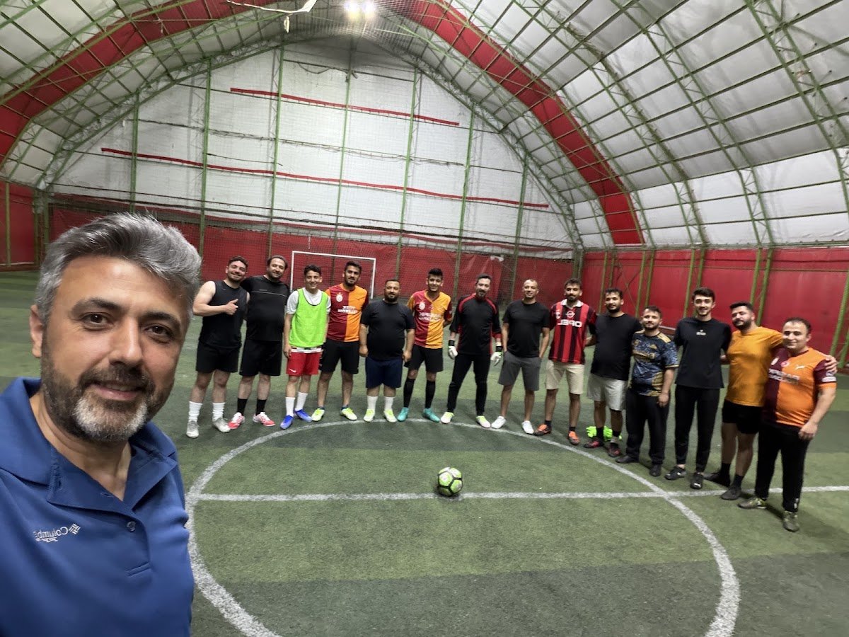 Özcan Halısaha Kompleksi