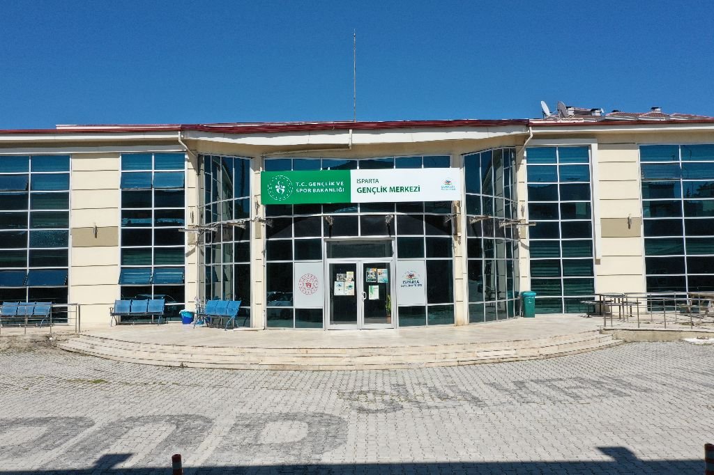Gsb Isparta Gençlik Merkezi